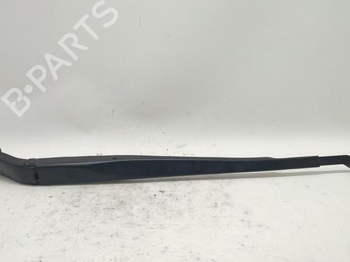 Used Front windshield wiper arm Front windshield wiper arm HYUNDAI i30 (PDE, PD, PDEN) 1.6 CRDi (116 hp) 36359079 36359079