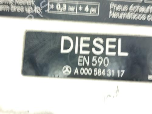 Fuel flap MERCEDES-BENZ E-CLASS (W211) E 220 CDI (211.006) | BP29221032C131 
