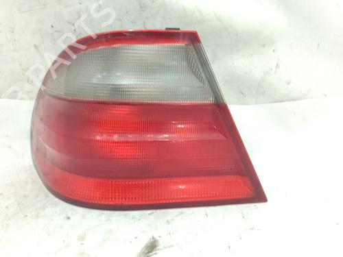 Venstre Baklys MERCEDES-BENZ CLK (C208) CLK 320 (208.365) (218 hp) 26932135