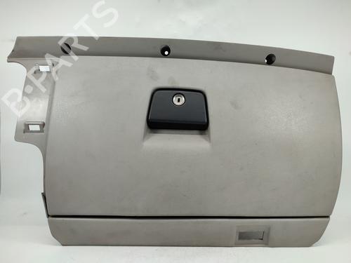 Used Glove box VOLVO S40 II (544) 2.0 D (136 hp) 15612085