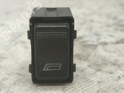 Used Right front window switch AUDI 100 C4 Saloon (4A2) [1990-1994]  17835240
