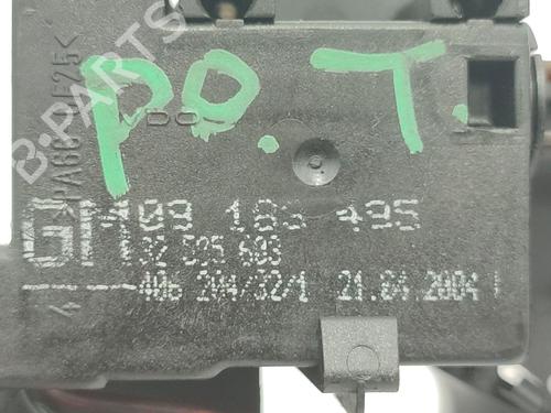 Tailgate handle OPEL MERIVA A MPV (X03) 1.7 CDTI (E75) | BP28768587C132 