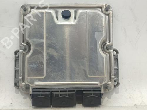 engine-control-unit-ecu-citroen-c5-i-dc_-2001-2002-2003-2004-2005-33813569 main image