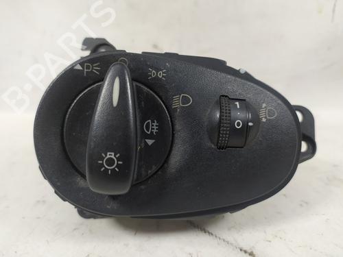 Used Headlight switch FORD FOCUS I (DAW, DBW) [1998-2009]  13709366