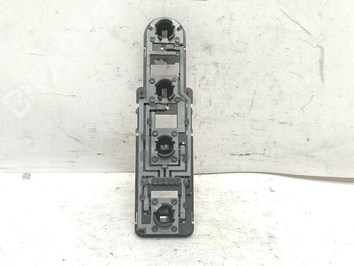 Used Lamp holder MERCEDES-BENZ A-CLASS (W168) A 160 (168.033, 168.133) (102 hp) 22901669