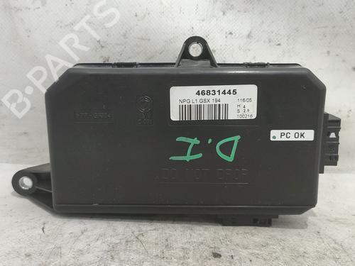 Dør styreenhed FIAT CROMA (194_) 1.9 D Multijet (194AXB1B) (120 hp) 23075921