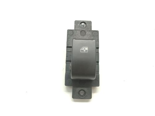 Used Left rear window switch CHEVROLET CAPTIVA (C100, C140) 2.0 D 4WD (150 hp) 31340955