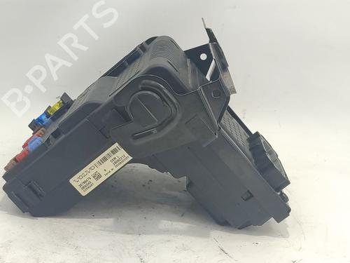 Used Fuse box Fuse box 37178476 37178476