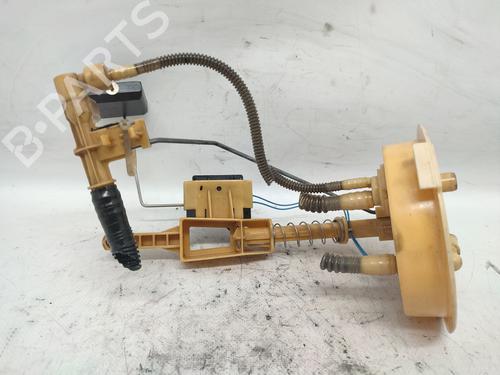 Used Fuel pump BMW 1 (E87) 118 d (122 hp) 26926939