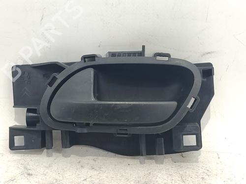 Used Front left interior door handle Front left interior door handle 38729540 38729540
