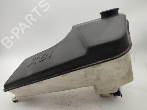 Used Windscreen washer tank BMW X5 (E53) 4.4 i (286 hp) 13657337