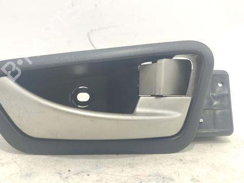 Used Rear right interior door handle Rear right interior door handle SSANGYONG KORANDO (CK) 2.0 e-XDi (175 hp) 40607848 40607848