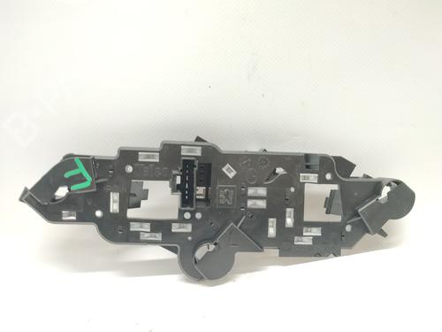 Lampeholder Lampeholder PEUGEOT 307 (3A/C) 2.0 HDi 110 (107 hp) 34007488 34007488