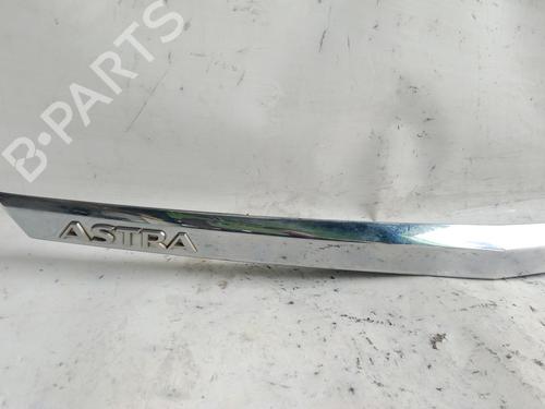 Tailgate handle OPEL ASTRA H (A04) 1.7 CDTI (L48) | BP30195737C132