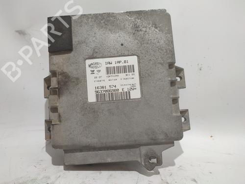 Used Engine control unit (ECU) PEUGEOT 206 Hatchback (2A/C) [1998-2012]  17826644