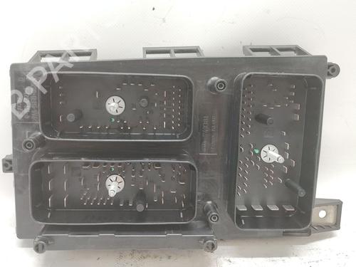 fuse-box-opel-astra-h-a04-2004-2005-2006-2007-2008-2009-2010-2011-2012-2013-2014-37016057 main image