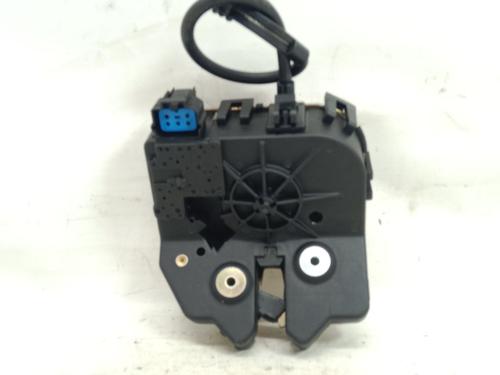 Tailgate lock FORD MONDEO III Saloon (B4Y) 2.0 16V TDDi / TDCi | BP27560133C101 