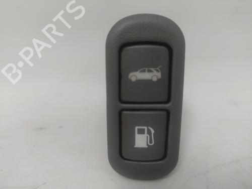 Used Switch KIA SORENTO I (JC) 2.5 CRDi 4WD (140 hp) 13012881
