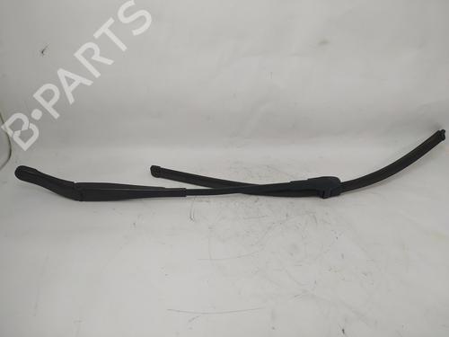 Used Front windshield wiper arm MERCEDES-BENZ S-CLASS (W221, V221) S 320 CDI (221.022, 221.122) (235 hp) 11357541