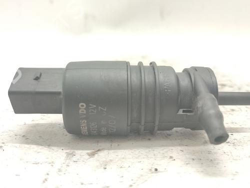 Used Washer pump Washer pump 37593540 37593540
