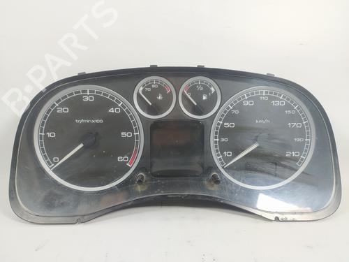 Used Instrument cluster PEUGEOT 307 (3A/C) 2.0 16V (136 hp) 8678436