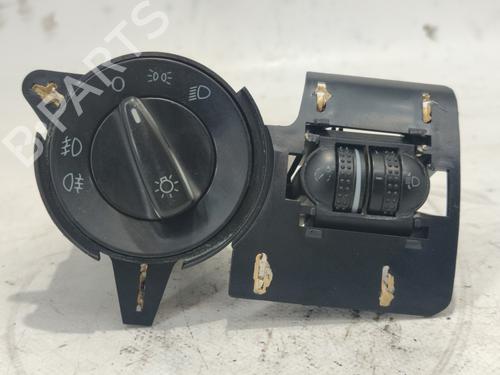 Used Headlight switch VW PASSAT B5.5 (3B3) [2000-2005]  16952592