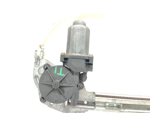 Elevador vidro trás esquerdo RENAULT SCÉNIC I MPV (JA0/1_, FA0_) 1.9 dCi RX4 | BP29983401C24