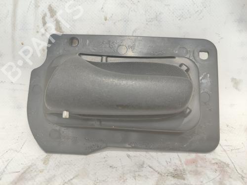 Used Front left interior door handle OPEL VECTRA B (J96) [1995-2004]  17106096