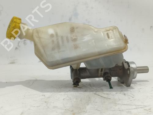 Used Brake master cylinder CITROËN C3 I (FC_, FN_) 1.4 i (73 hp) 16735026