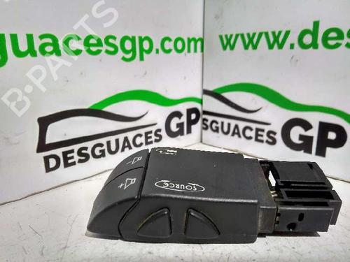 Steering wheel controls RENAULT LAGUNA II Grandtour (KG0/1_) 2.2 dCi (KG0F) | BP7144462E15 