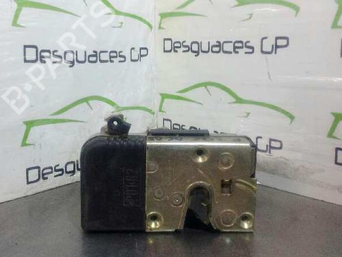 Used Front right lock PEUGEOT 306 Hatchback (7A, 7C, N3, N5) 1.9 D (69 hp) 7131109