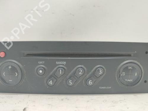 Used Radio Radio RENAULT SCÉNIC II (JM0/1_) 1.5 dCi (JM02, JM13) (101 hp) 34704401 34704401