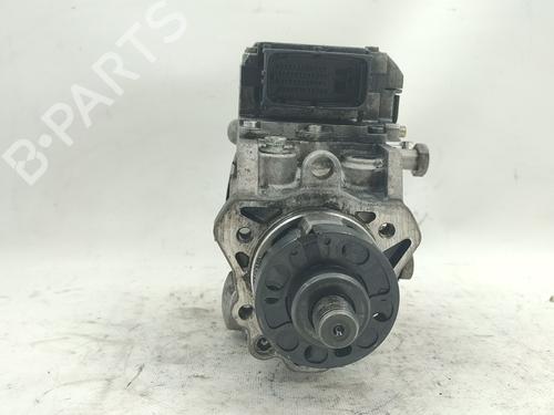 Used Injection pump OPEL VECTRA C (Z02) 2.2 DTI 16V (F69) (125 hp) 31044508