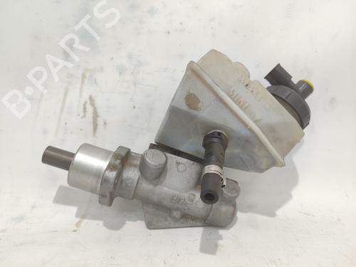 Used Brake master cylinder RENAULT CLIO II (BB_, CB_) [1998-2016]  16951755