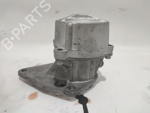 Used Vacuum pump PEUGEOT 306 Hatchback (7A, 7C, N3, N5) [1993-2003]  17753605