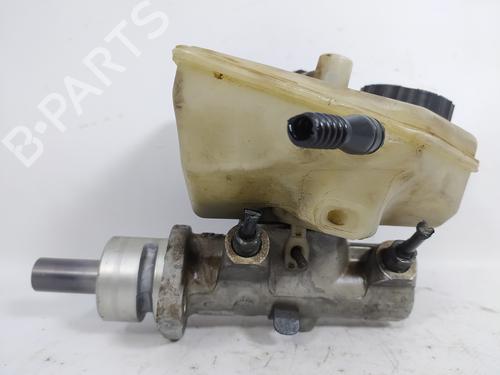 Used Brake master cylinder PEUGEOT 406 (8B) 2.2 HDi (133 hp) 8826731
