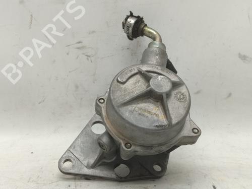 Used Vacuum pump PEUGEOT 306 (7B, N3, N5) [1993-2003]  17185330