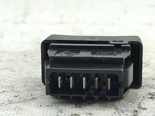Switch RENAULT 21 (B48_) 2.1 D (B480) | BP30161287I30