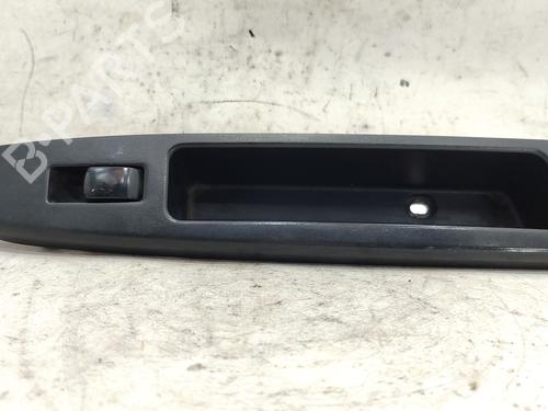 Used Right front window switch CHEVROLET MATIZ (M200, M250) [2005-2025]  27600124