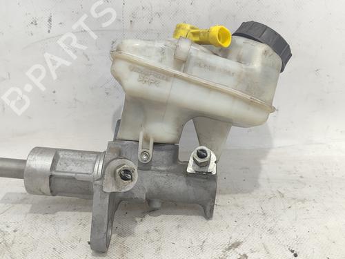 Used Brake master cylinder OPEL INSIGNIA A (G09) [2008-2017]  18948563