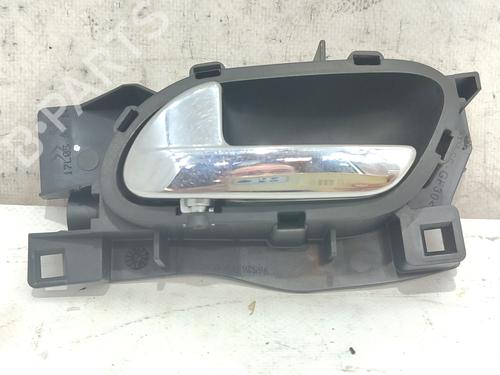 Used Front left interior door handle PEUGEOT 407 (6D_) 2.0 HDi 135 (6DRHRH, 6DRHRE, 6DRHRG, 6DRHRJ) (136 hp) 27920262