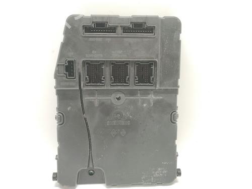 fuse-box-renault-megane-ii-saloon-lm01_-2003-39962793 main image