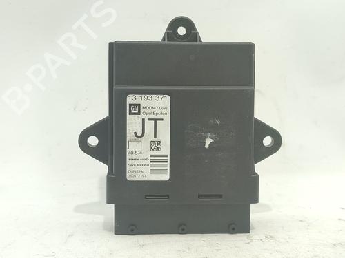 Moduł elektroniczny OPEL VECTRA C GTS (Z02)  13193371