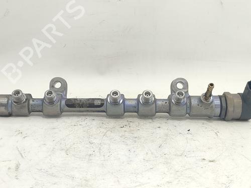Used Injection rail Injection rail 37646095 37646095