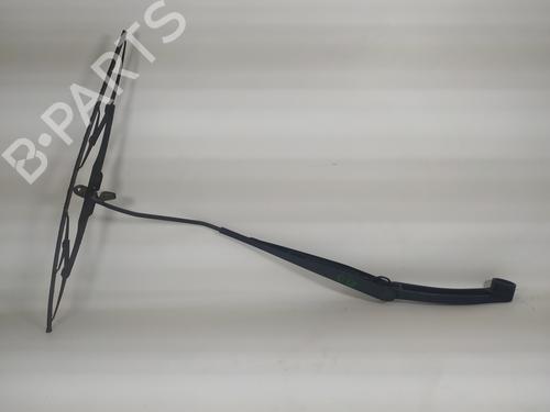 Used Front windshield wiper arm CHEVROLET ORLANDO (J309) 2.0 D (163 hp) 8945690