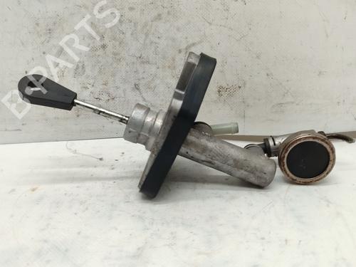 Used Clutch slave cylinder HYUNDAI TUCSON (JM) 2.0 CRDi (136 hp) 25727870