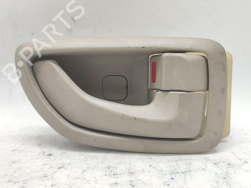 Højre fortil invendig håndtag Højre fortil invendig håndtag HYUNDAI TUCSON (JM) 2.0 CRDi (136 hp) 37178418 37178418