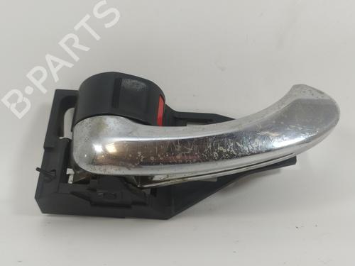 Used Front left interior door handle TOYOTA RAV 4 III (_A3_) 2.2 D 4WD (ALA30_, ALA30R) (177 hp) 8358600