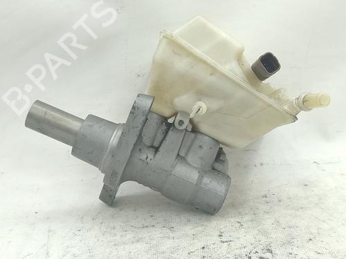 Used Brake master cylinder CITROËN C4 Picasso I MPV (UD_) 2.0 HDi 138 (136 hp) 30686015