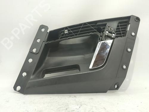 Klamka wewnętrzna drzwi przednich prawych OPEL VECTRA C GTS (Z02)  SK001686C